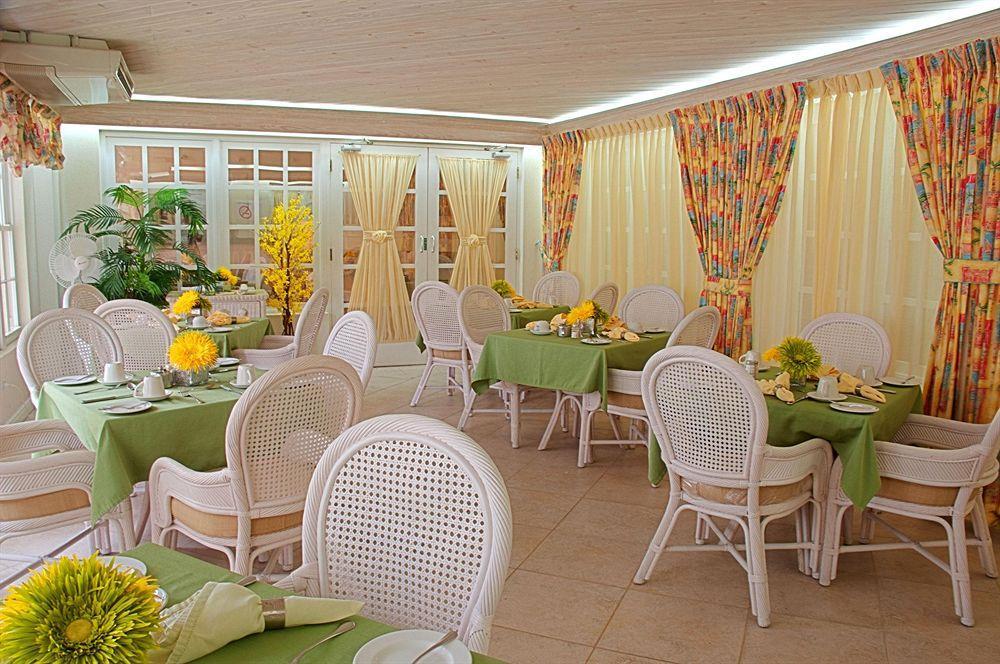 Coral Sands Beach Resort Bridgetown Zewnętrze zdjęcie