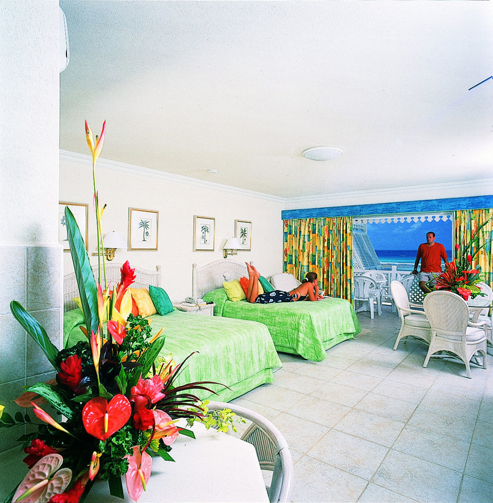 Coral Sands Beach Resort Bridgetown Zewnętrze zdjęcie